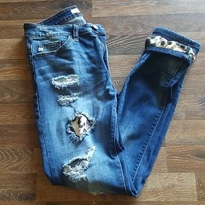 Super cute distressed jeans with leopard patches